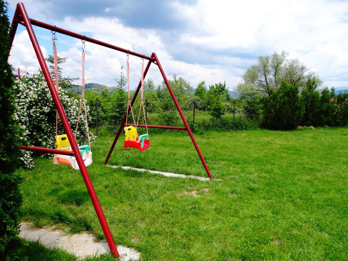 Pensiunea Lacul Albesti Albestii Paminteni Bagian luar foto